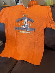 Disney Store Donald Duck T-Shirt. Große "Beschwerdeabteilung immer geöffnet" orange/pfirsich - Bild 1 von 12
