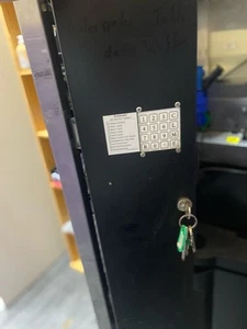 Ich biete hier einen professionellen Kaffeeautomaten Marke Legrande - Bild 1 von 8