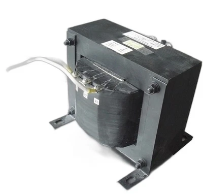 Conductores de Cu transformador Watertown 5kVA Dry XFMR TNX-80 240V/208v/110V [G8I] Foto 1 de 4