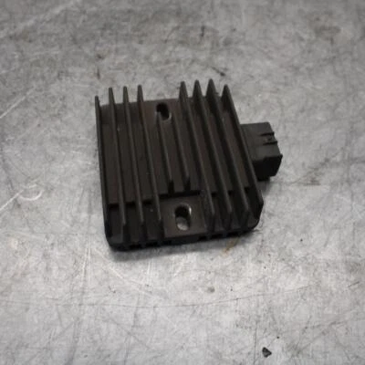 08-16 YAMAHA YZF R6 RECTIFIER VOLTAGE REGULATOR BB431 - Image 1 of 4