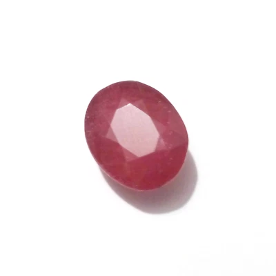 Excellent Superb African Red Ruby Faceted Oval Shape 3.75 Crt Loose Gemstone - Image 1 of 4