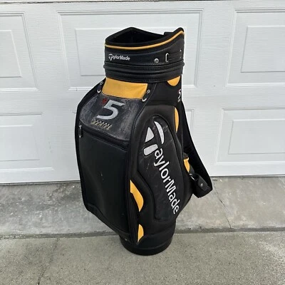 Bolsa de golfe Taylormade R5 Hundred Series 6 vias divisória couro preto com capa - Imagem 1 de 4
