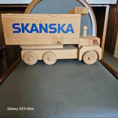 Raro Sueco SKANSKA Construcción Madera Camión de Volteo Juguete Publicidad Memorabilia Foto 1 de 4