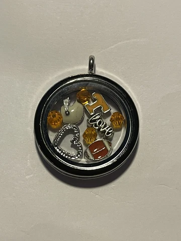 Tennessee Volunteers NCAA Memory Charm Locket w/ 22 IN chain NEW Cover