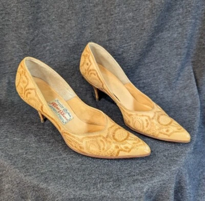 复古 60 年代工具皮鞋高跟鞋 4 码。 — 第 1/4 张图片