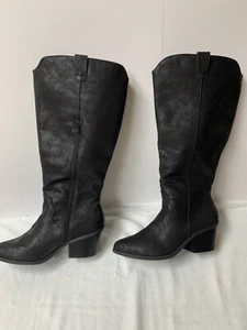 Boots Knee High Black Faux Leather Zippered Size 10 Pointed Toe 2 Inch Heel - Picture 1 of 10