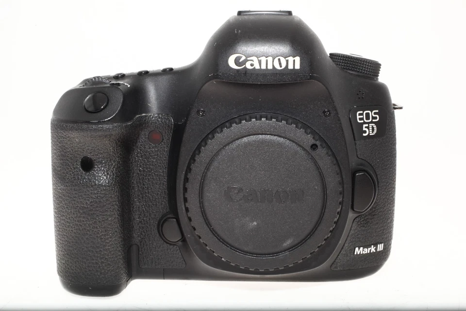 Canon 5D Mark III - Image 1 of 4