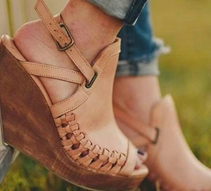Sandalia de cuña muy volátil para mujer cuero tostado tacón de madera México talla 8 - Imagen 1 de 6