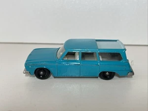 Matchbox Lesney No42 Studebaker Lark Wagonaire Excellent Condition. - Picture 1 of 10