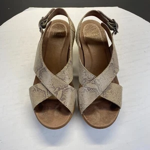 Sandalias Dansko Para Mujer Taupe Serpiente Jacinda Nubuck Tacón Tirantes Talla 39 Cuero - Imagen 1 de 18