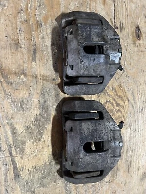 一对原始设备制造商宝马 E63 650i E65 750li E60 550i 04-10 左前制动卡钳 — 第 1/4 张图片