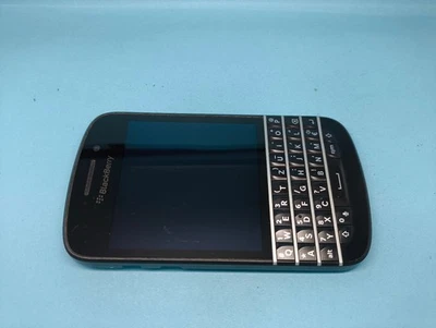 Blackberry Q10 (SQN100-3) - (Black) QWERTZ Keyboard Mobile Phone - Image 1 of 2