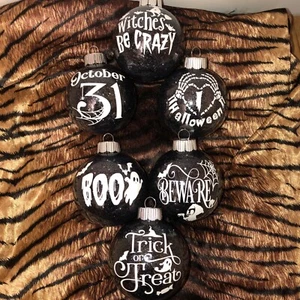 Halloween Black & White 3" x 3 1/2" Round Shatterproof Ornaments Handcrafted New - Picture 1 of 7