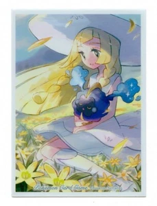 Confezione Regalo Lillie & Cosmog Manicotto Singolo Carte Pokemon Center Giappone Originale - Foto 1 di 2