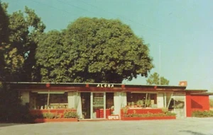 Plantation Paradise - Fruit Stand/Gift Shop - Lake Placid, Florida - unposted - Picture 1 of 3