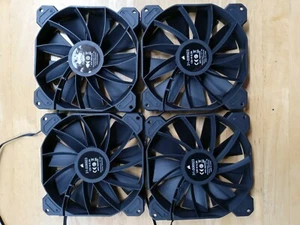Set of 4 fans new Corsair 140mm ,12v DC 0.3A. 4pins - Picture 1 of 6