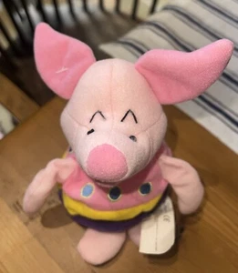 VINTAGE 8” WINNIE THE POOH EASTER EGG PIGLET DISNEY SOFT PLUSH TOY ❤️ - Picture 1 of 4