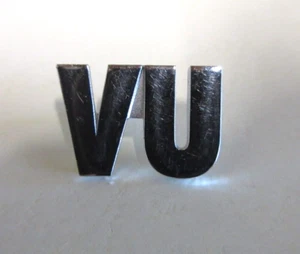 Victoria University - Pin VU / Insignia de marca - Melbourne, Sydney y Brisbane - Imagen 1 de 6