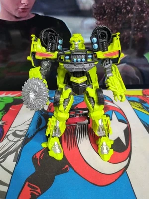 Transformers Studio Series 04 Ratchet Complete Movie Deluxe 04 - Image 1 of 4