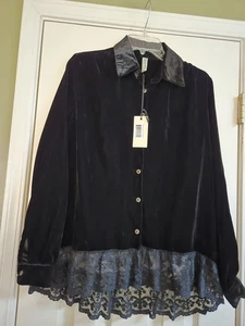 Women's Gypsy Junkies NWT Velour Embellished Tunic Blouse Size M/L - Picture 1 of 9