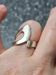 Vintage Custom Abstract Wave Sterling Silver 925 Ring Size 7.25 Rare Beautiful - Picture 1 of 9