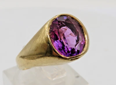 10k YELLOW GOLD RING w 3ct LAB CREATED OVAL PINK SAPPHIRE - SIZE 7.75* - Image 1 of 4