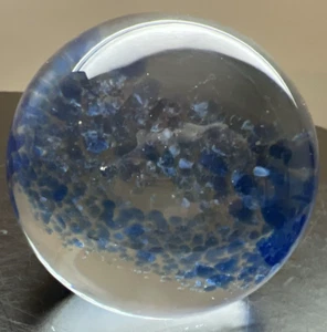 ESTILO MURANO AZUL COBALTO MANCHADO puntos pisapapeles esfera 3" lupa - Imagen 1 de 6