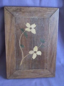 VTG Marquetry Wood Plaque 11x8 Picture Flowers signed Robert Collins, N.C. - Imagen 1 de 10