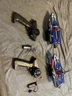 Pro Boat PRB08045T2 Sprintjet 9" bote a reacción autoderezador cepillado RTR azul Foto 1 de 4