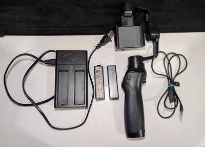 ​Estabilizador cardán DJI Osmo Mobile 1ª generación para teléfono inteligente - ZM01 - ActiveTrack  Foto 1 de 4
