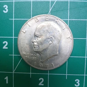 1971-D Einsehower Silver Dollar US Currency Coin - Picture 1 of 6