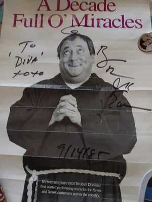 Брат Доминик подписанный XEROX плакат десятилетие полный чудес + клей стикер - Изображение 1 из 4