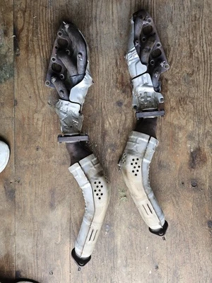 2015 Nissan 370Z Nismo  Factory Exhaust Manifold And Cats . Used - Image 1 of 2