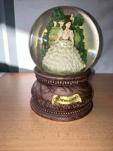 San Francisco Music Box Company Gone With The Wind Scarlet O'Hara Snow Globe - Picture 1 of 4