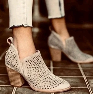 Botines Jeffrey Campbell Roselee Cuero Lazer Corte Talla 6.5 - Imagen 1 de 7
