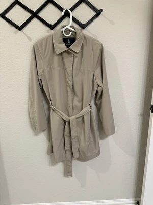 London Fog Nylon/Polyester Short Belted Trench Coat Women’s Size Small Reg. - Image 1 of 4