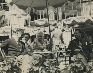 France Dunkerque? Group having a drink on a Terrace Old snapshot Photo 1930 - Picture 1 of 3