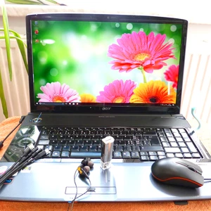 Acer 8930 Kino Monster 18 pulgadas GEMSTONE l 2TB SSD Windows 11 DOLBY BLURAY HDMI - Imagen 1 de 16