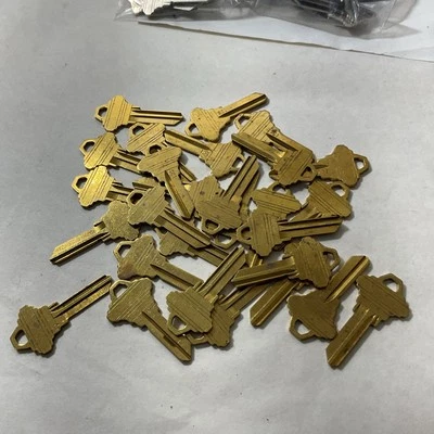 SCHLAGE SC1 KEY-BLANK Brass (Lot Of 28) - Image 1 of 4