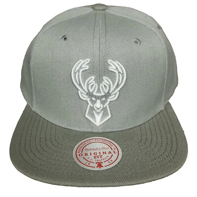 Gorra Milwaukee Bucks Mitchell & Ness NBA Snapback Logo 3D Gris Nueva con Etiquetas Foto 1 de 4