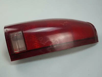 Luz trasera de freno trasera izquierda Chevrolet Pickup 1500 2500 3500 Series 1988-1989 Foto 1 de 4