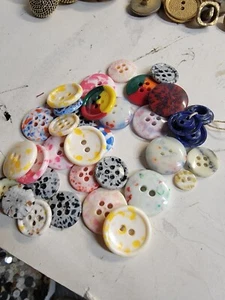 Vintage Spotted Button Assortment - Picture 1 of 5