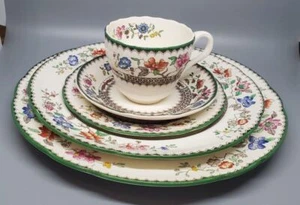 Vintage Copeland Spode - Chinese Rose - 5 Pc. Place Settings - Picture 1 of 10