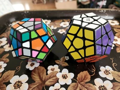 Two 12 Sided  SpeedCube - Megaminx - Speed Magic Twist 3D Puzzle Brain Teaser - Image 1 of 2