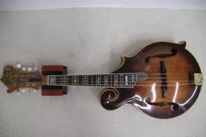 Blue Bell F-12 Flat Mandolin with Hard Case - Used, Damage Present F/S From JP - Picture 1 of 10