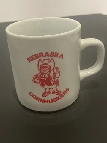 Vintage Nebraska Corn Huskers Football Mug Cover