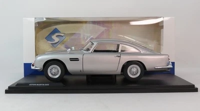 Solido Aston Martin DB5 silver 1964 1/18 S1807101 - Immagine 1 di 3