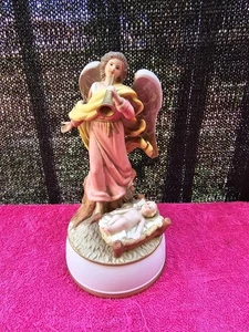Seymour Mann Weihnachtsengel mit Jesuskind Spieluhr Milano Porzellan von Eda - Bild 1 von 7