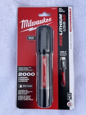 Milwaukee REDLITHIUM™ USB 2,000L Slide Focus Flashlight 2162-21 - Image 1 of 4