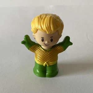 Fisher Price Little People Dc Super Friends Aqua Man Halloween Hero Justice - Picture 1 of 7